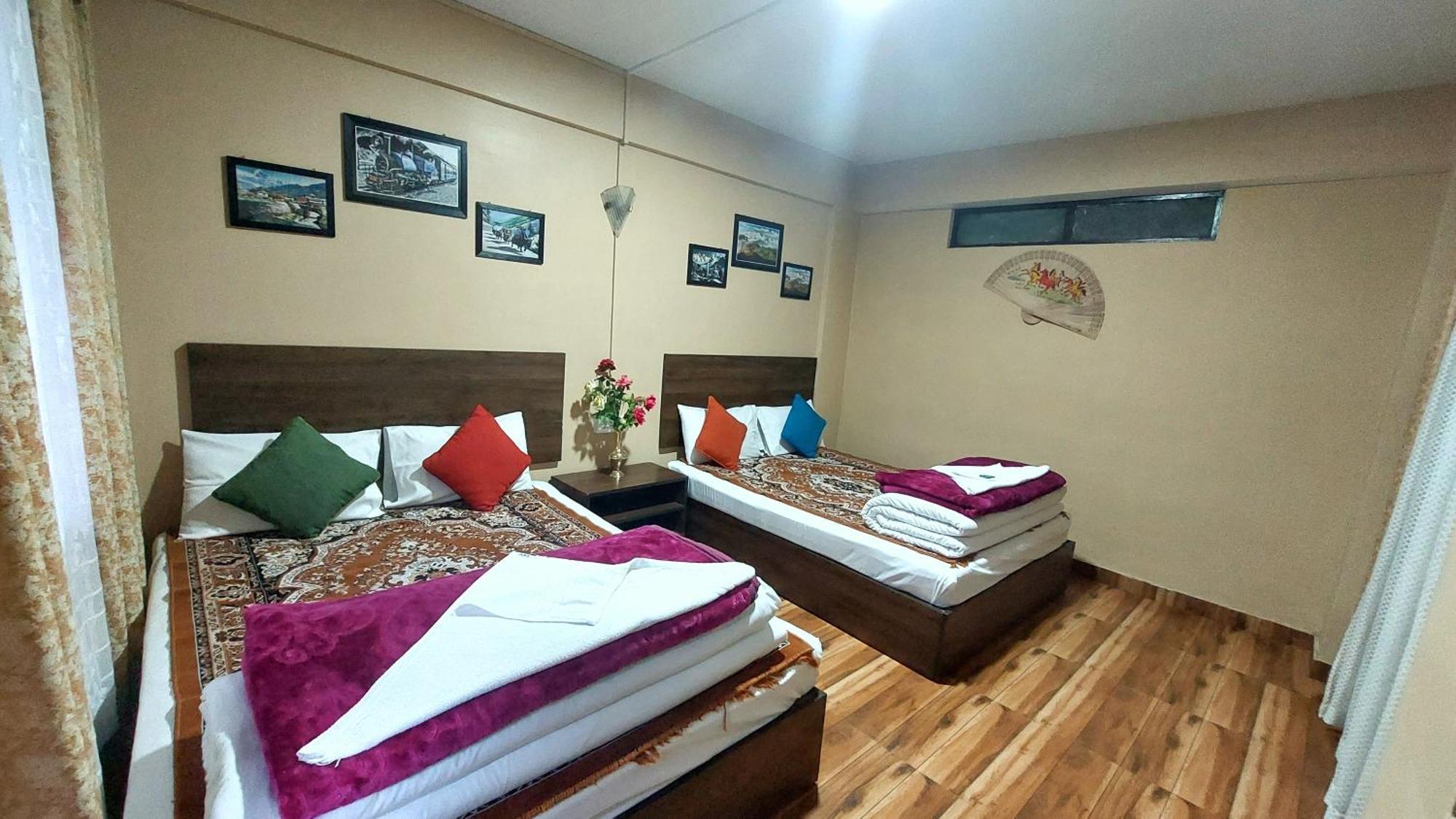 Indivar Homestay 다르질링 외부 사진