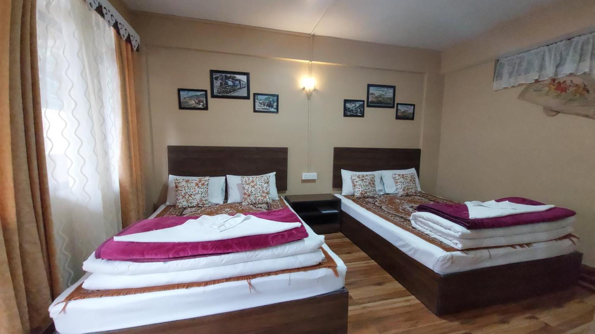 Indivar Homestay 다르질링 외부 사진